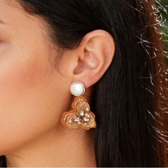 Mignonne Gavigan Sasha Pearl Drop Earrings - Picture 4 of 11